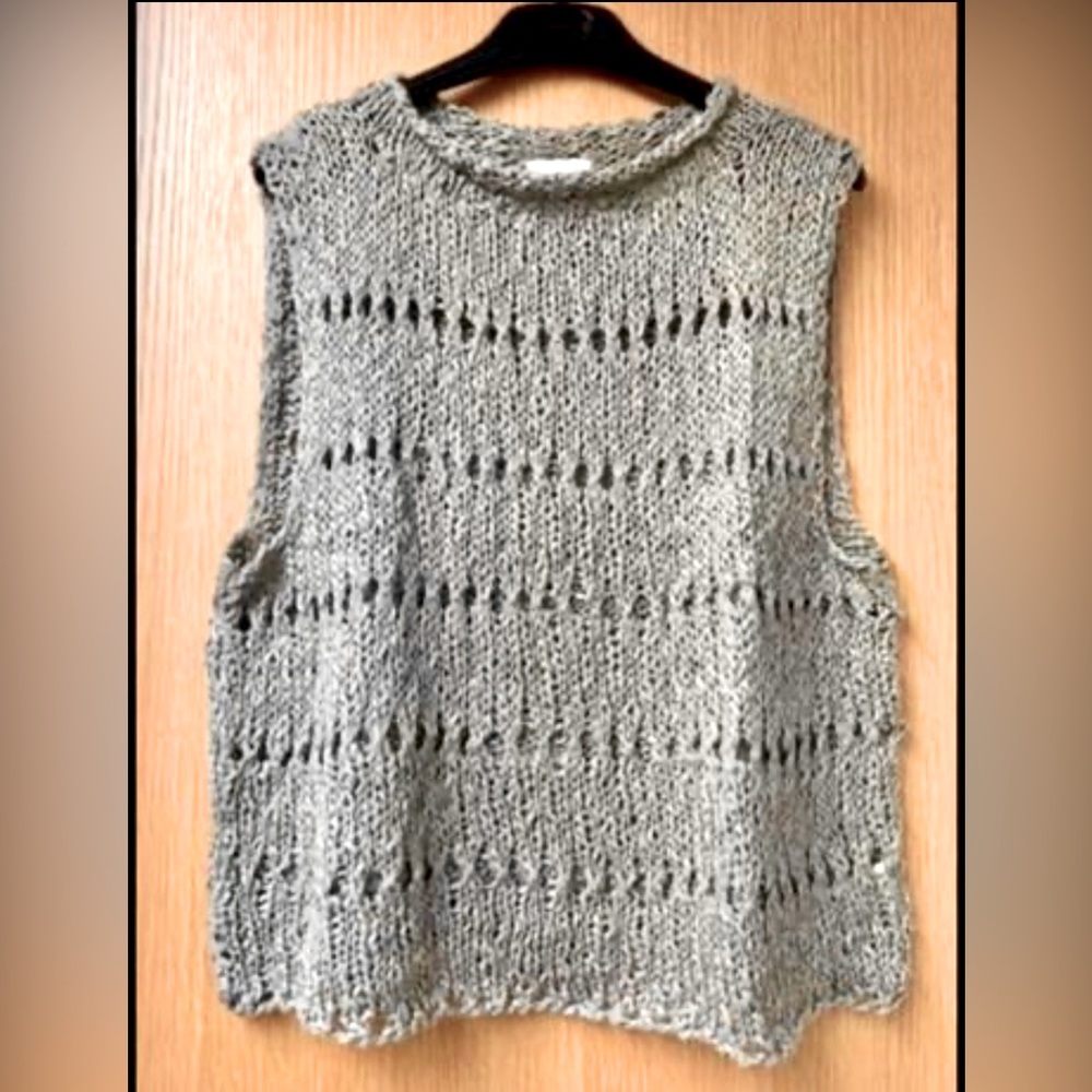 Crochet Sleeveless Top